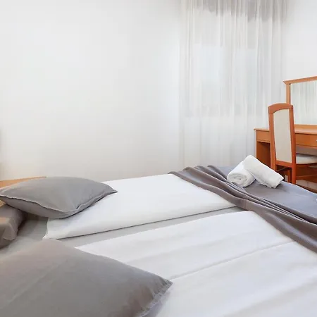 Bernarda Apartment Silo (Krk)