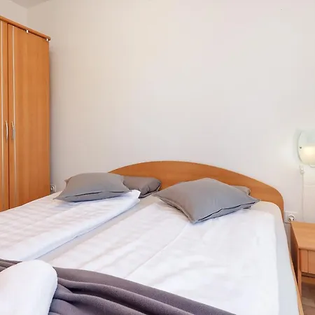 Bernarda Apartment Silo (Krk)