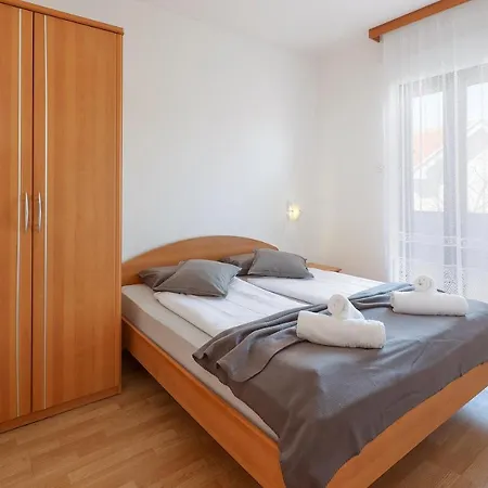 Apartment Bernarda *