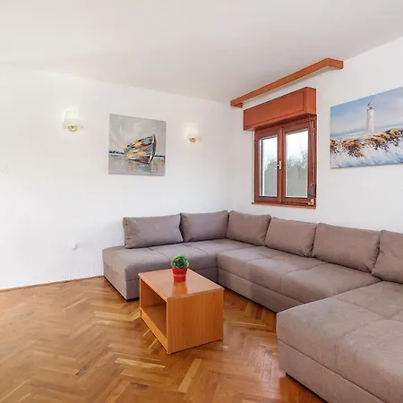 Bernarda Apartment Silo (Krk)